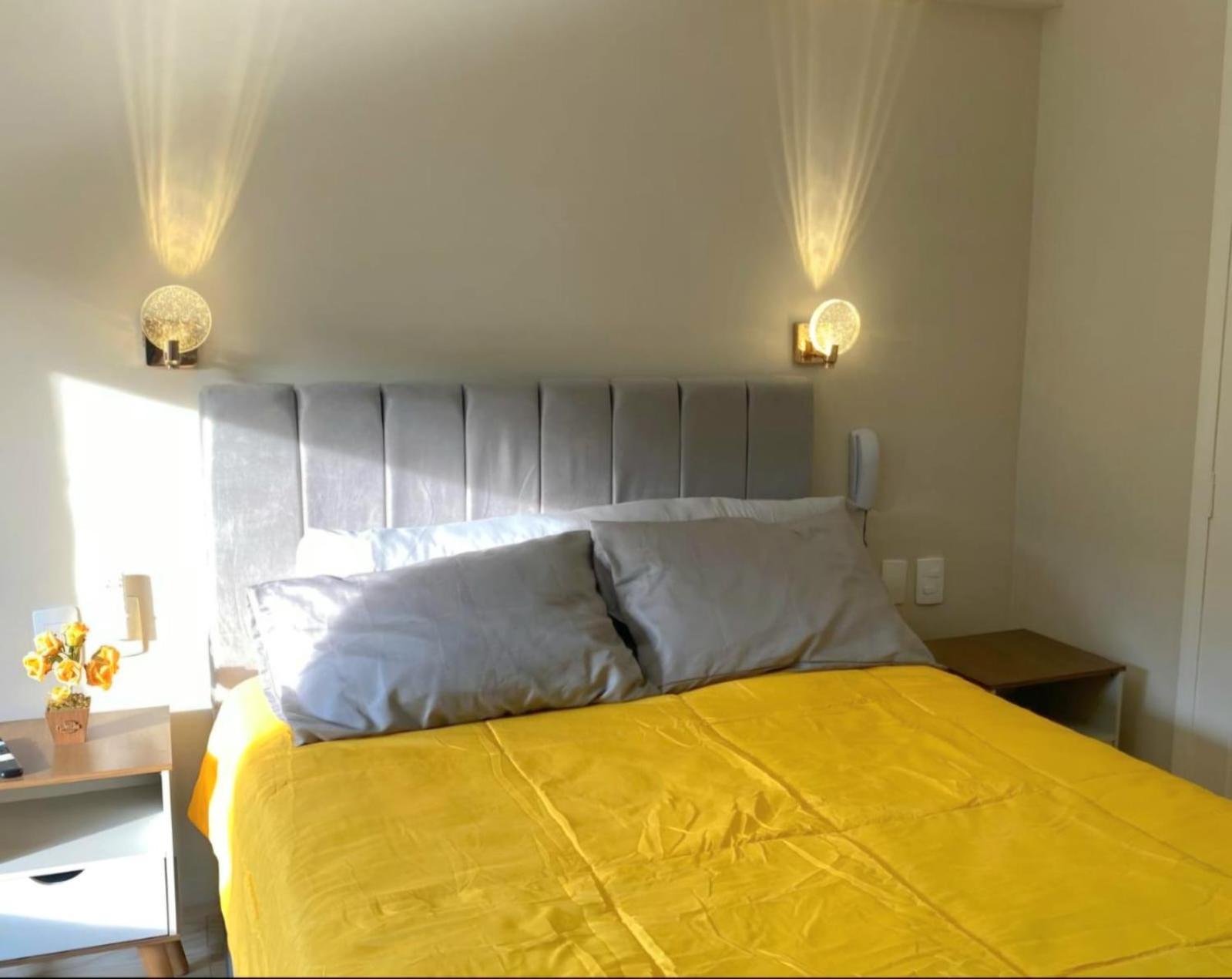 Lindo Flat - Cavalinho Branco -